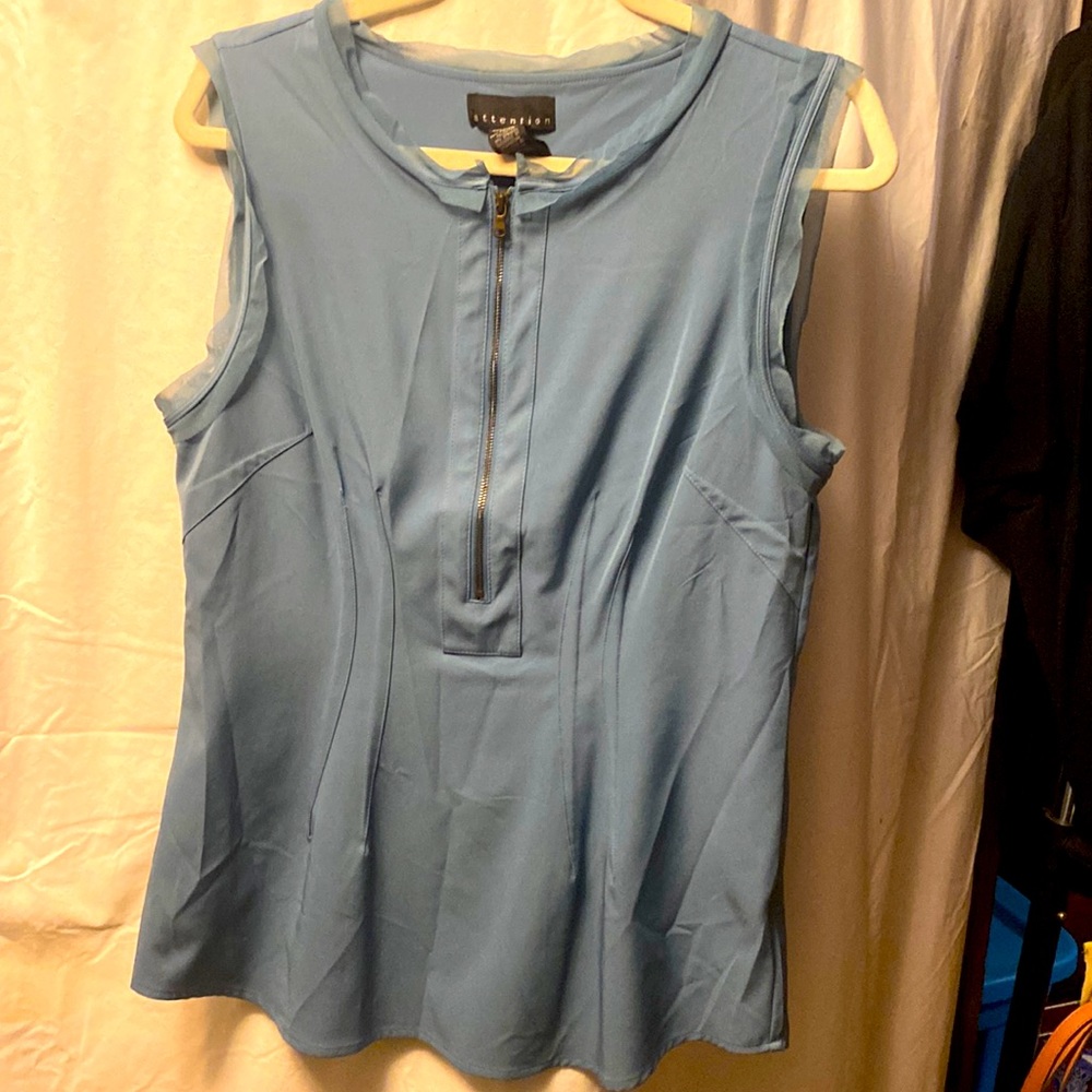 NWT Attention blouse